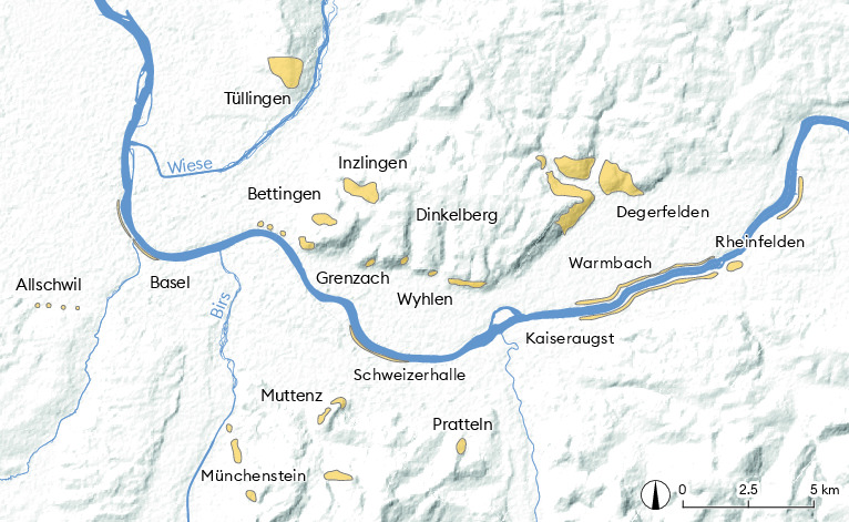 Die Herkunftsorte der verwendeten Steine liegen bezeichnenderweise flussaufwärts. Nur so war der Transport der schweren Fracht auf dem günstigen Wasserweg möglich.